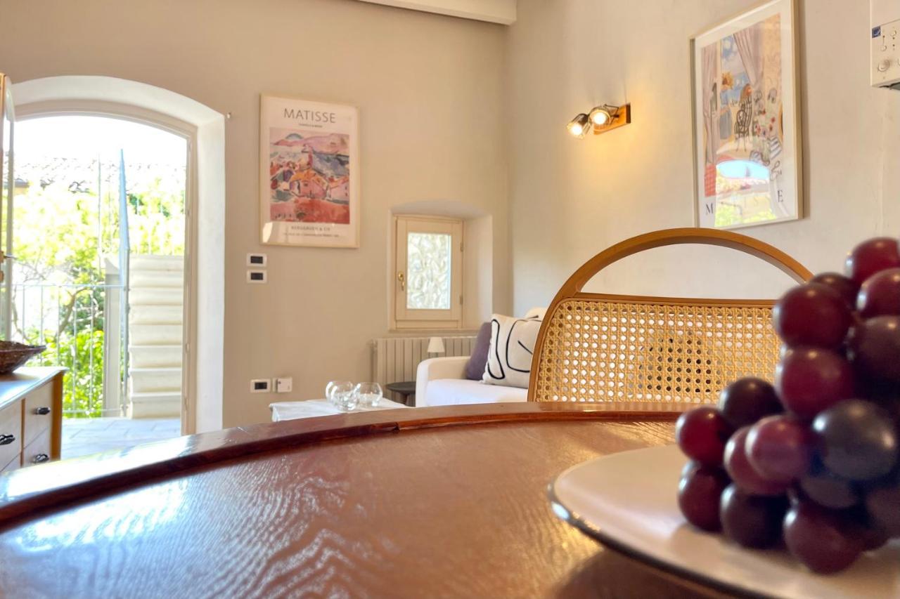 Borgo Dei Sogni Apartment San Felice del Benaco Ngoại thất bức ảnh